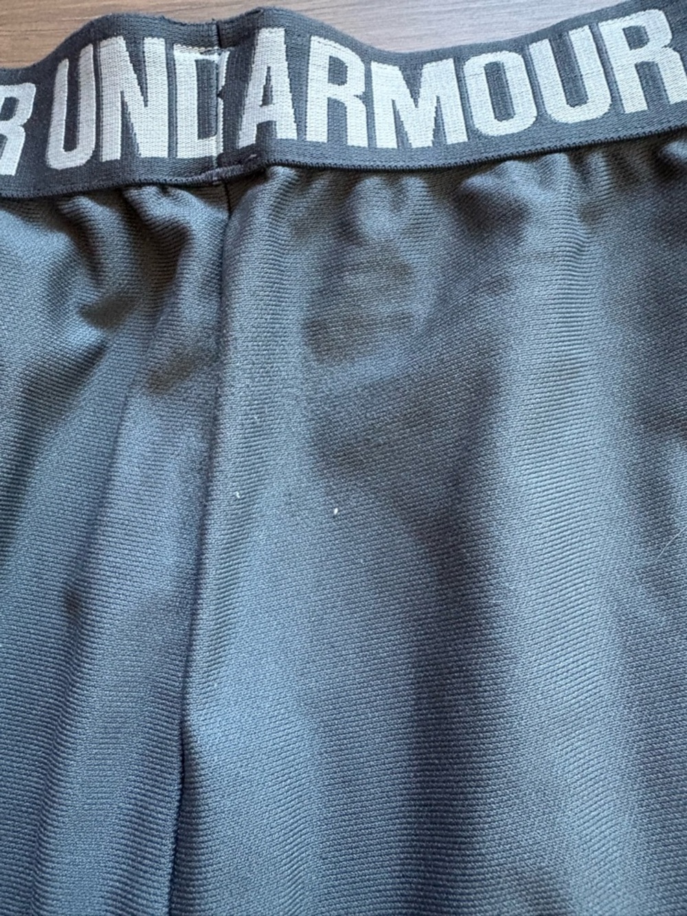 Under Armour Women’s Black and White Athletic Shorts - Picture 9 of 9